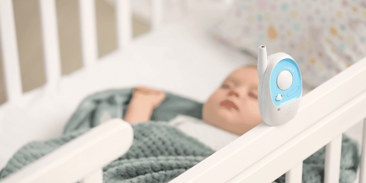 légzésfigyelő alvó baba