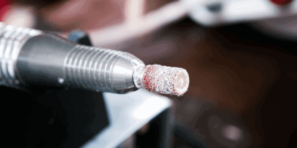 Körömcsiszoló gép