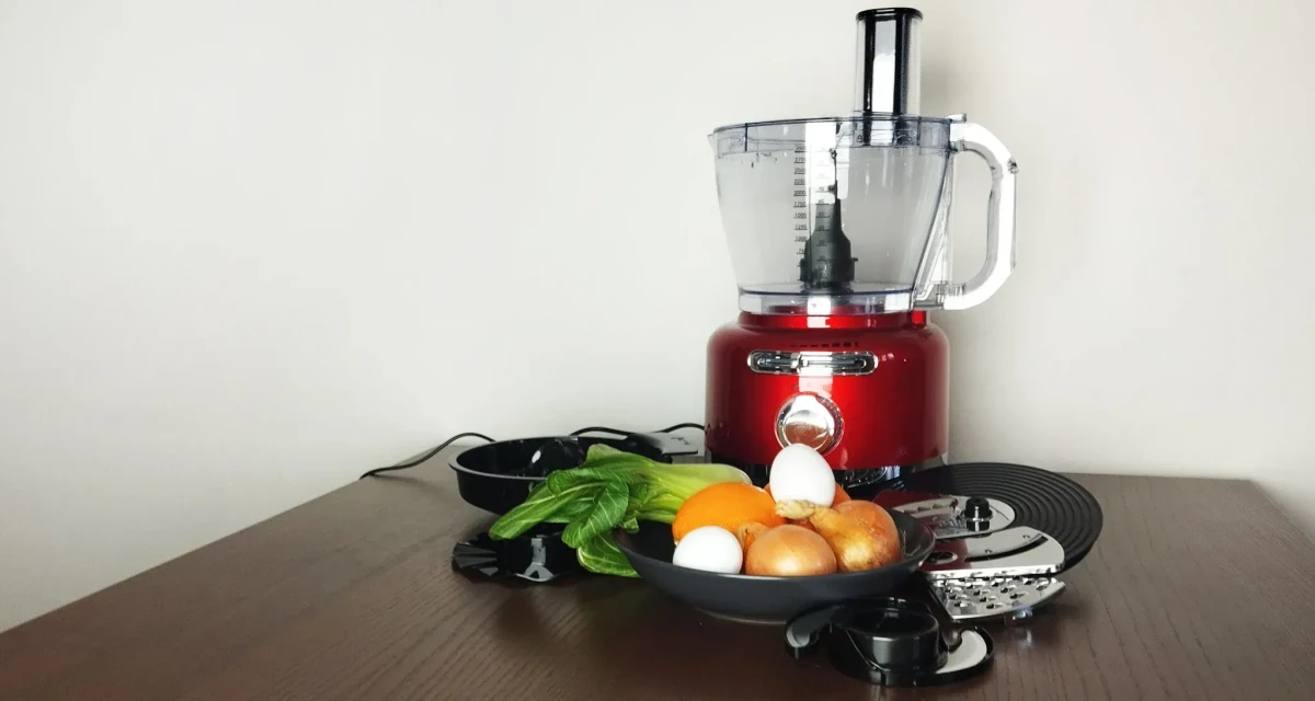 Luca-1000W-Mixer-a-Food-Processor