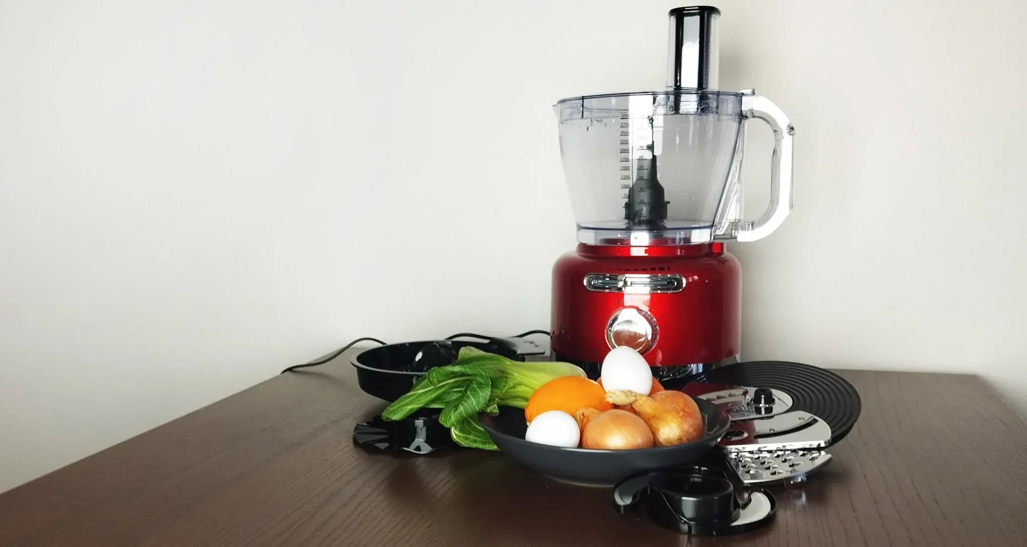 Luca-1000W-Mixer-a-Food-Processor