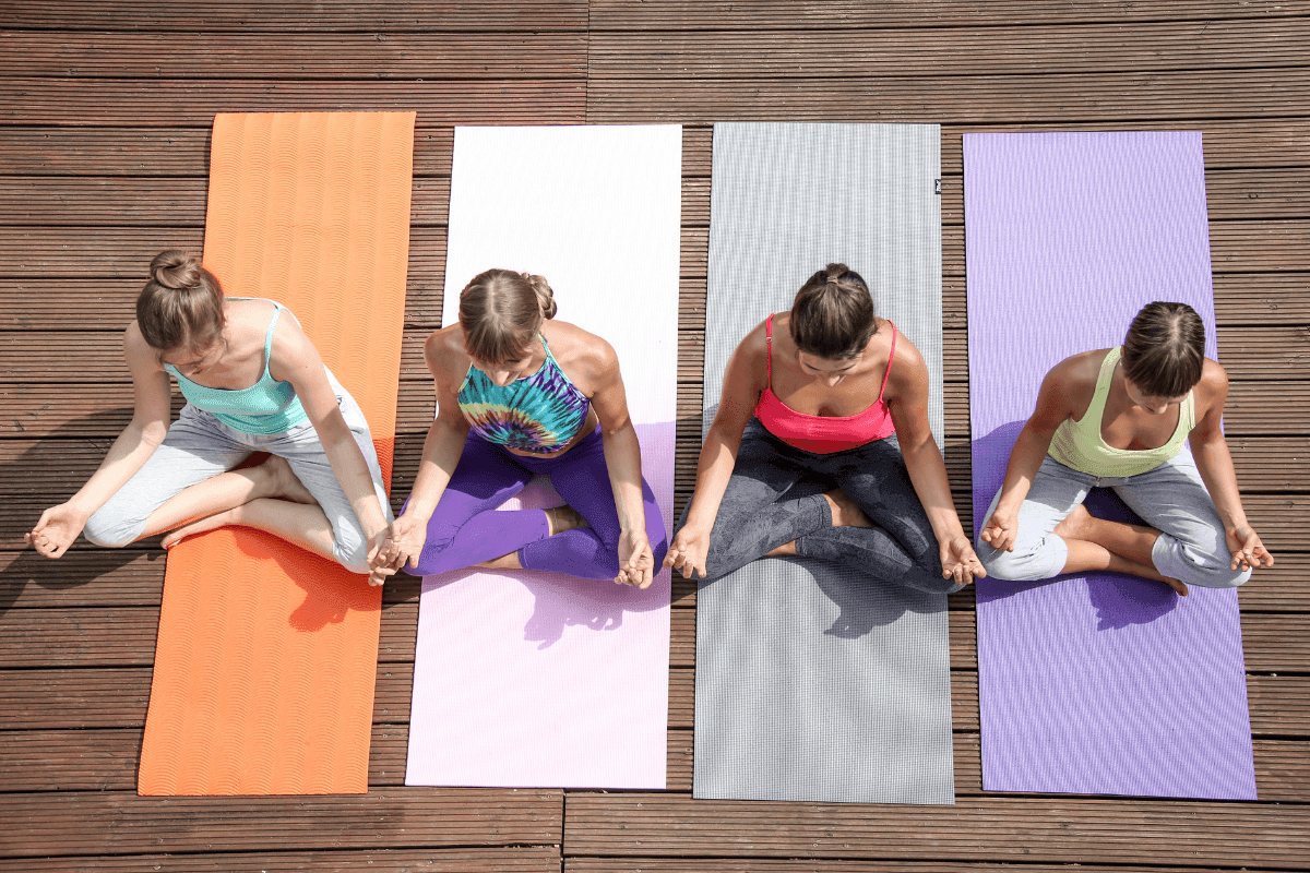 jógaszőnyeg csoport