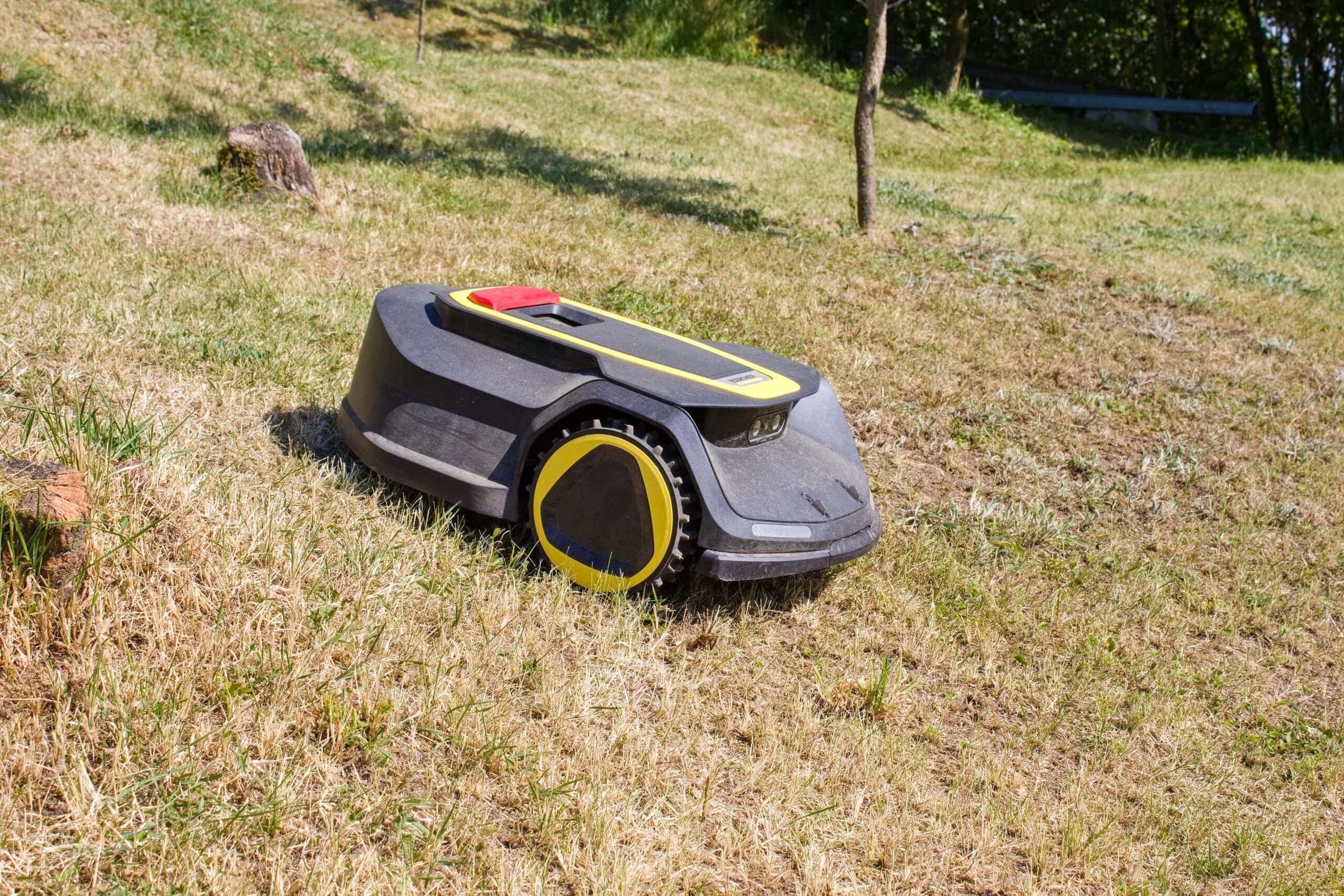 sekání trávy Karcher RCX 6, robotická sekačka, recenze Testado