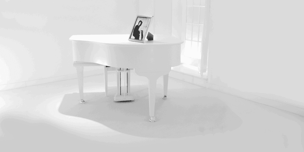 legjobb digitális zongorák–fehér szárnyas zongora